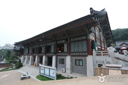 Bongeunsa Temple (Seoul)