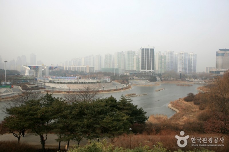 オリンピック公園 올림픽공원 トリップポーズ