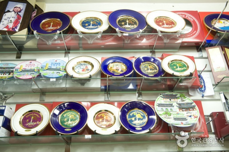  Korean Souvenir  TRIPPOSE