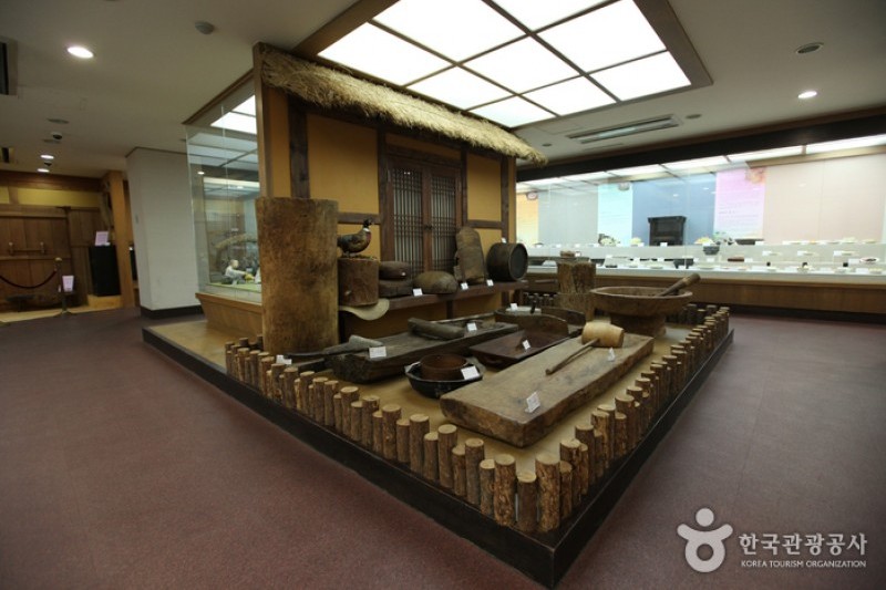 Tteok and Kitchen Utensil Museum - My Korean Kitchen