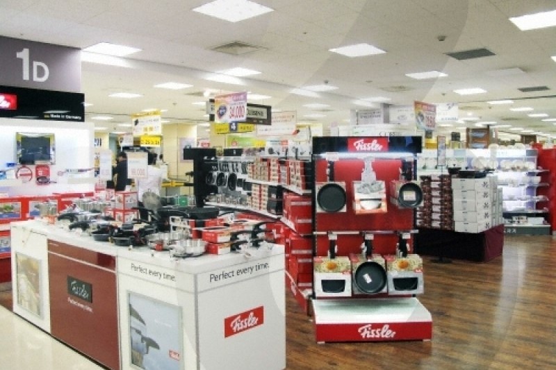 E-Mart opens new store in Mongolia