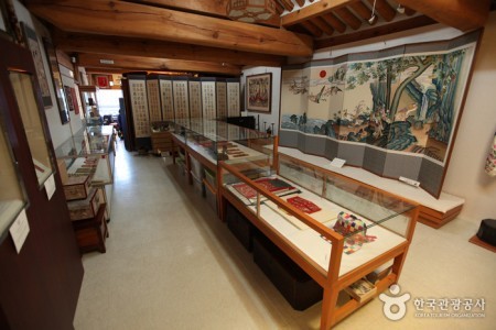 Hansangsoo Embroidery Museum 