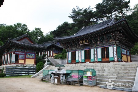 Hwagyesa Temple 