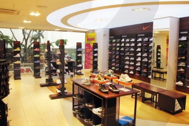 nike store myeongdong