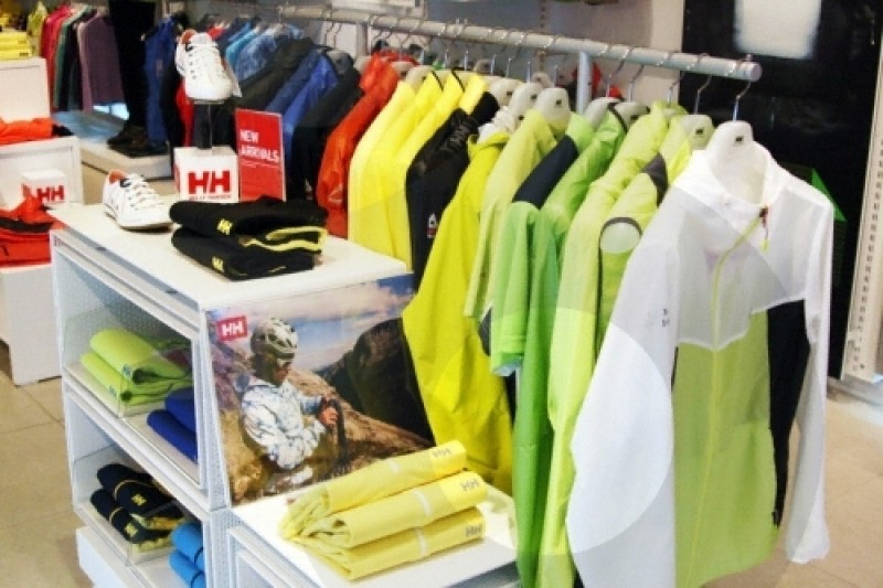 Helly hansen clearance store near me