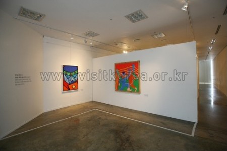 Sang Sang Tok Tok Gallery 