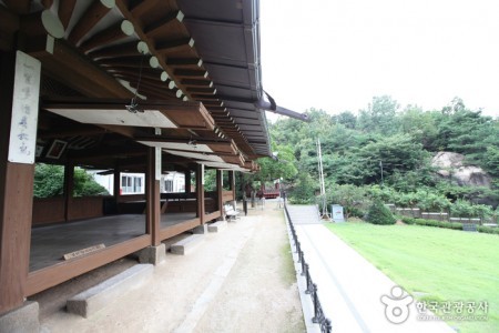 Hwanghakjeong Pavilion 