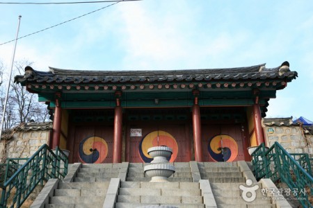 Yangcheonhyanggyo Confucian School 