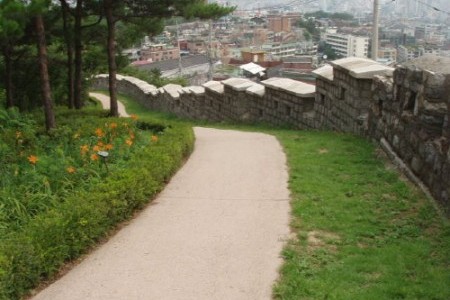 茶山城郭通りアートマーケット