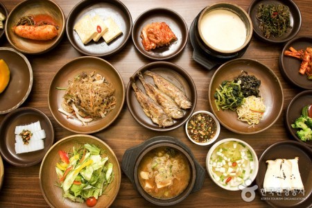 Jirisan Restaurant 