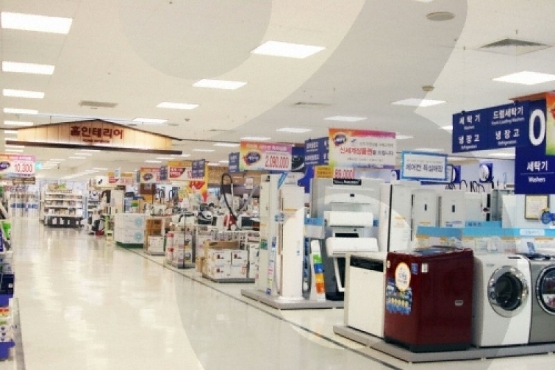 E-mart - Mokdong Branch  이마트-목동점 : TRIPPOSE