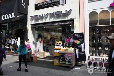 Tonymoly明洞1号店