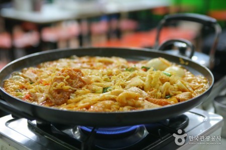 約定辣炒年糕(약속떡볶이)