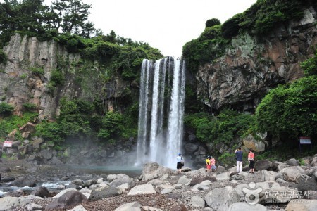 Jeongbang Falls 