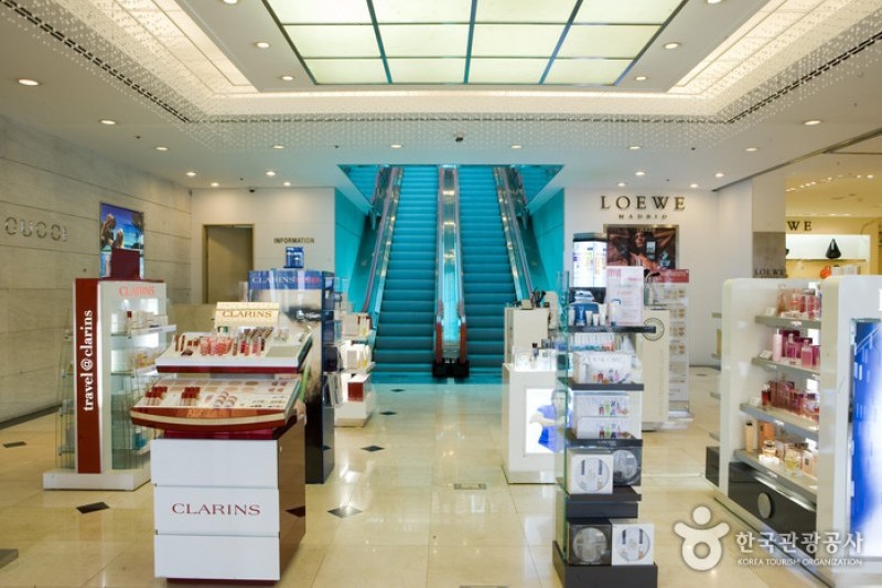 Louis Vuitton to close downtown duty-free shops in S. Korea