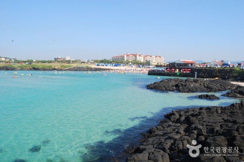 Hamdeok Beach | 함덕 서우봉해변-함덕해수욕장 : TRIPPOSE