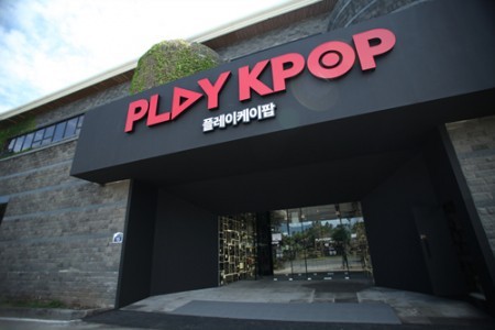 PLAY K-POP