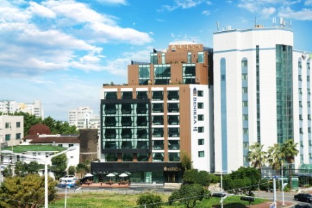 BENIKEA I-JIN Hotel (베니키아 아이진호텔)