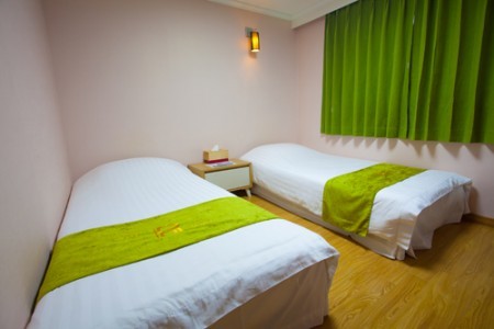 Jeju R Hotel - Goodstay 