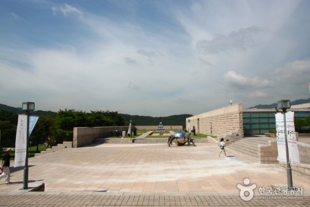 國立現代美術館(果川館)