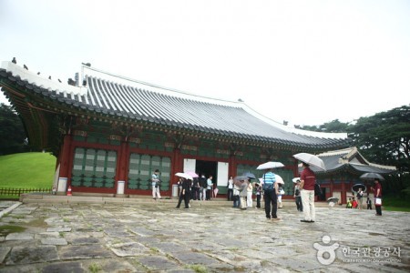 Hongneung / Yureung (a.k.a, Hongyureung) [UNESCO World Heritage]