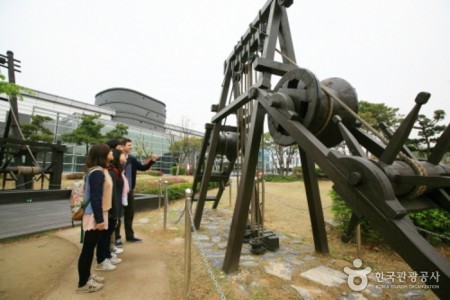 Suwon Hwaseong Museum 