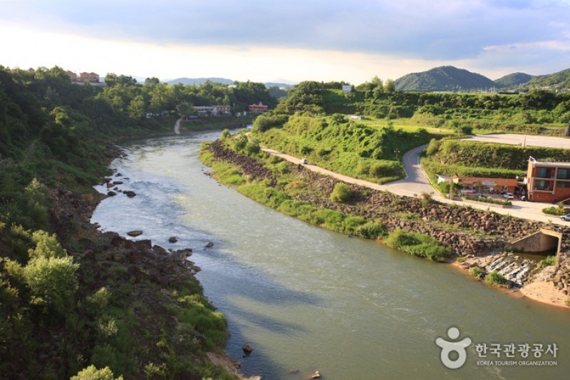 Hantangang River | 한탄강 : TRIPPOSE