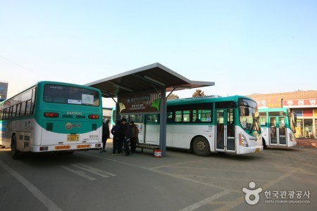 龍門市外バスターミナル