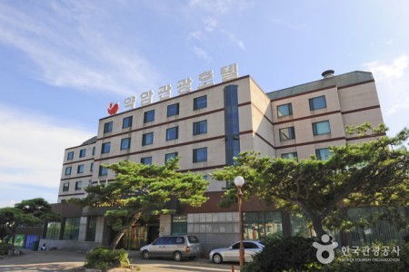 Yakam Tourist Hongyumchon Hotel 