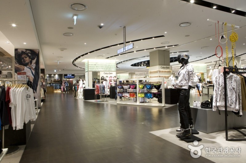 Louis Vuitton Seoul Shinsegae Main Men Store in Seoul, Korea