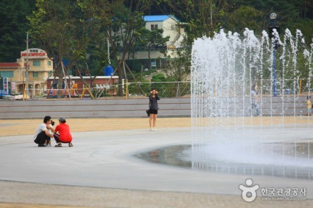 多大浦、夢の夕日噴水