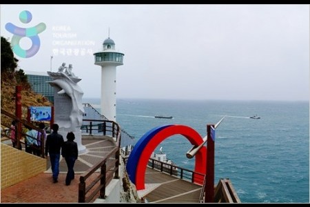 Yeongdo Lighthouse (영도 등대)