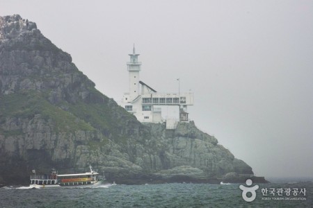 Oryukdo Lighthouse (오륙도 등대)