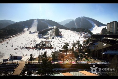 龙平度假村滑雪场