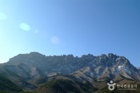 雪嶽山蔚山岩