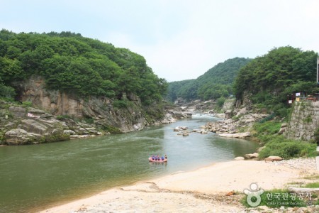 蓴潭渓谷（순담계곡）