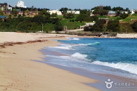 Yeongok Beach 