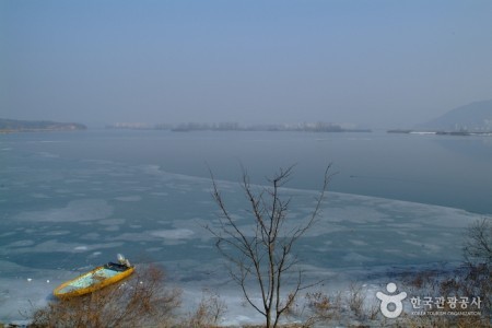 Uiamho Lake 