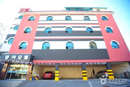 Donga Hotel - Goodstay 