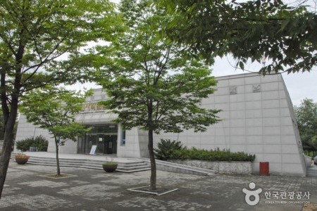 Yanggu Prehistory Museum 