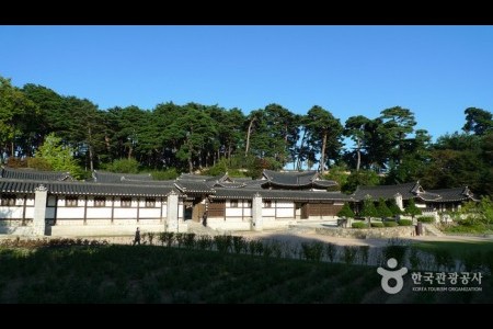 江陵船橋莊