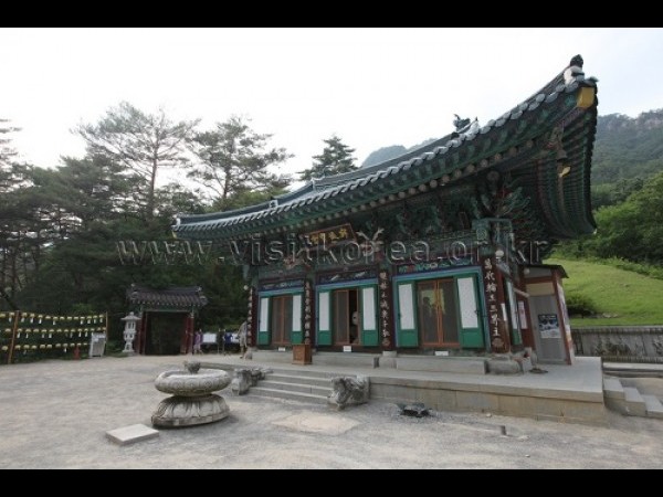 法興寺 법흥사 トリップポーズ