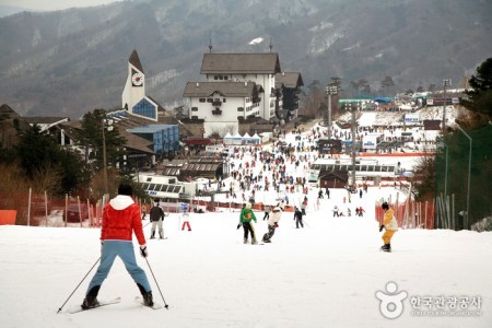 茂朱德裕山渡假村滑雪場