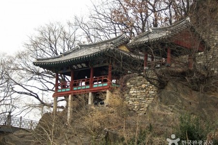 Hanbyeokdang Pavilion 