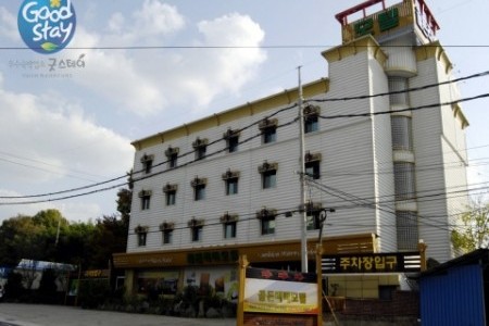 Damyang Golden River Motel - Goodstay 