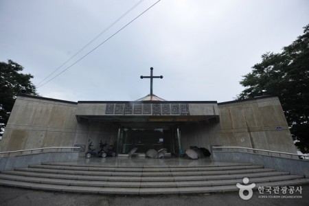 Aeyangwon Church - Reverend Son Yangwon Martyr Memorial Hall) 