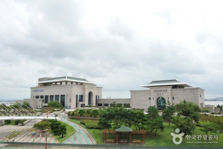 Mokpo Culture & Arts Center 