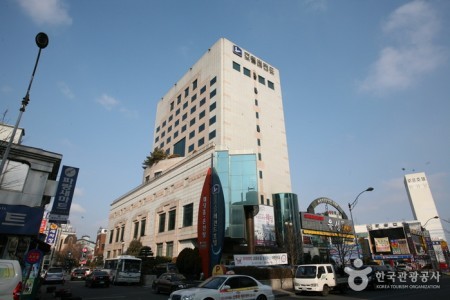 Legend Hotel 