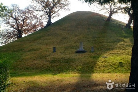 Geumgwanchong Tomb 