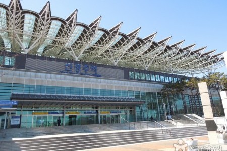 Singyeongju Station 